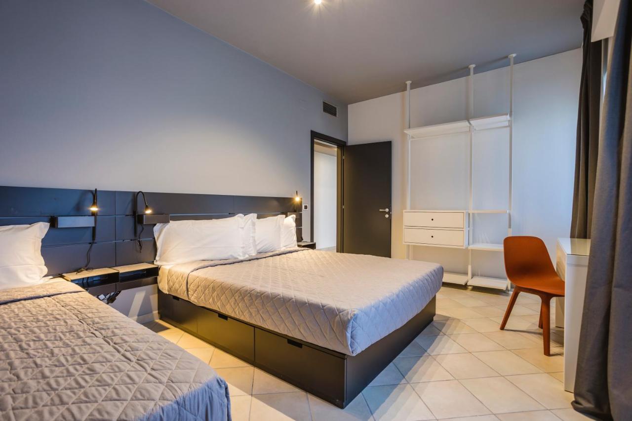 Aparthotel 9 Line 3*