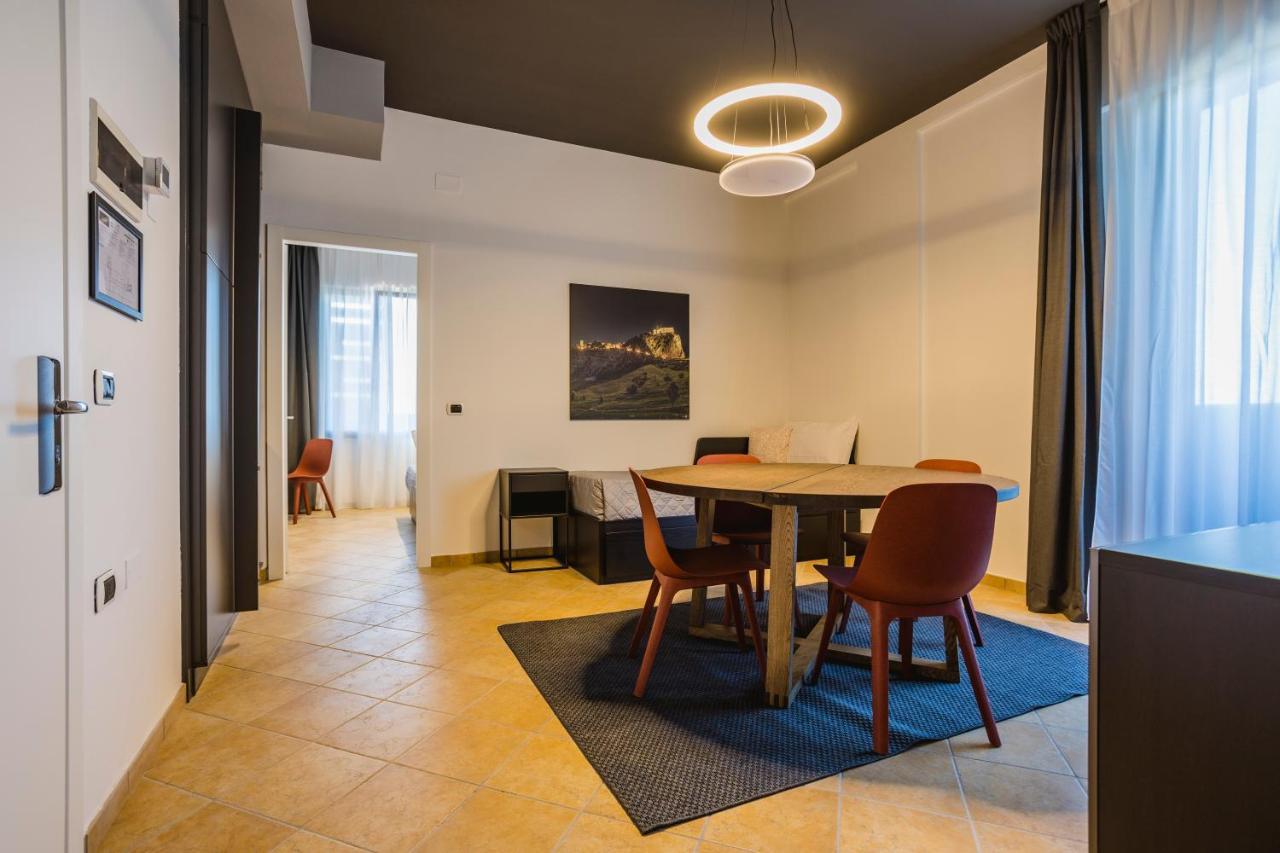9 Line 3* Milano Marittima