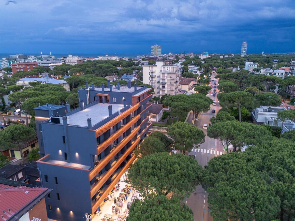 9 Line Aparthotel 3*
