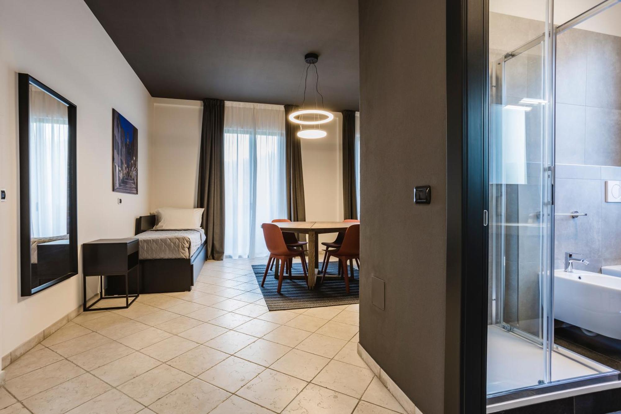 Aparthotel 9 Line 3*